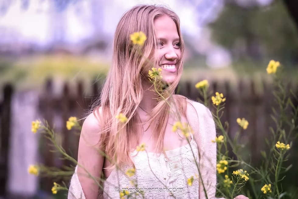 <em>Julia Schneider</em>